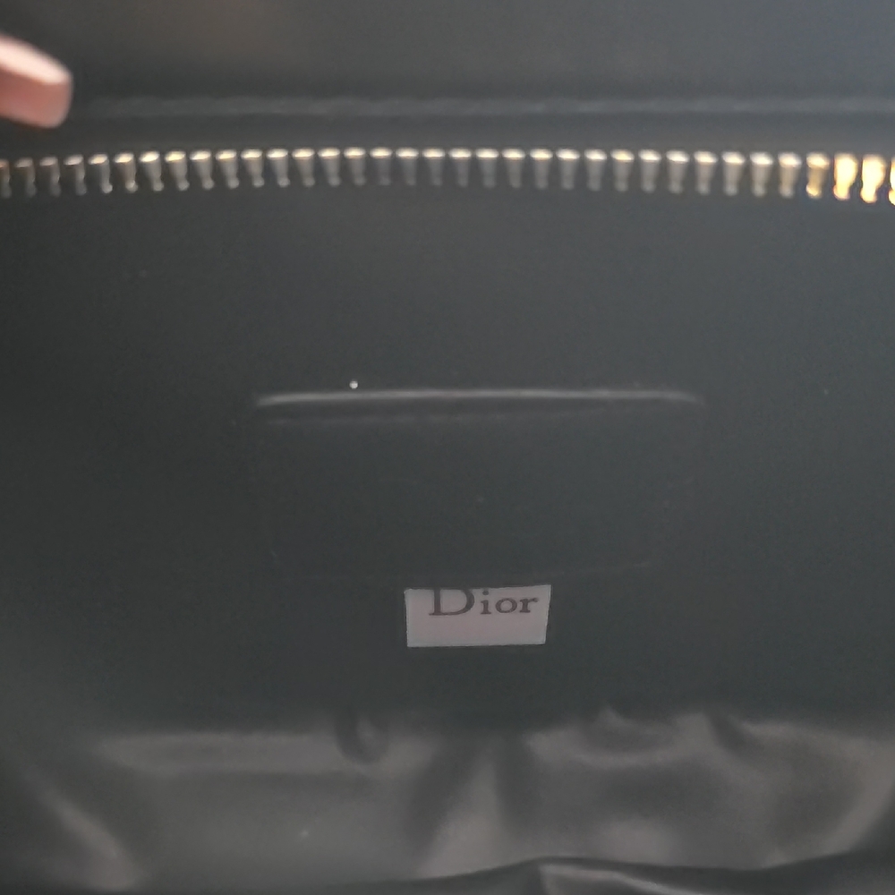 D Black and White Oblique Logo Tote with Gold CD Accent - Picture 8 of 9